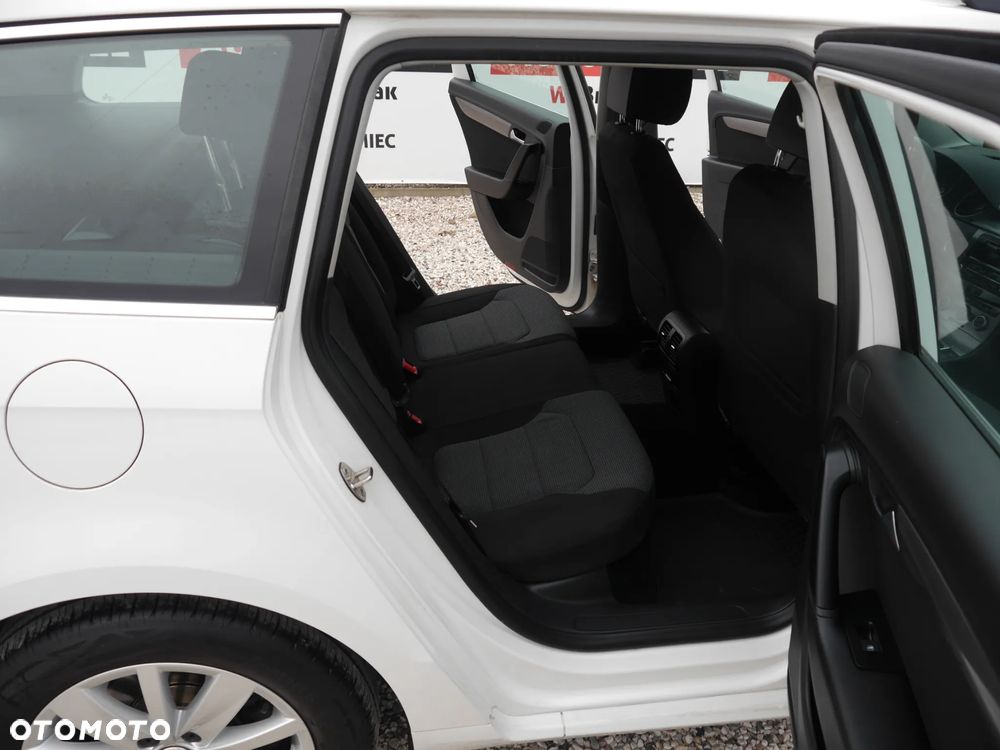 Volkswagen Passat 2.0 TDI BlueMotion Technology Exclusive - 18