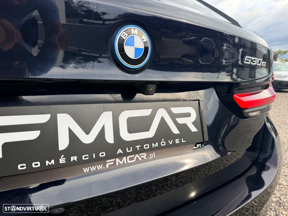 BMW 530 e Pack Desportivo M - 16