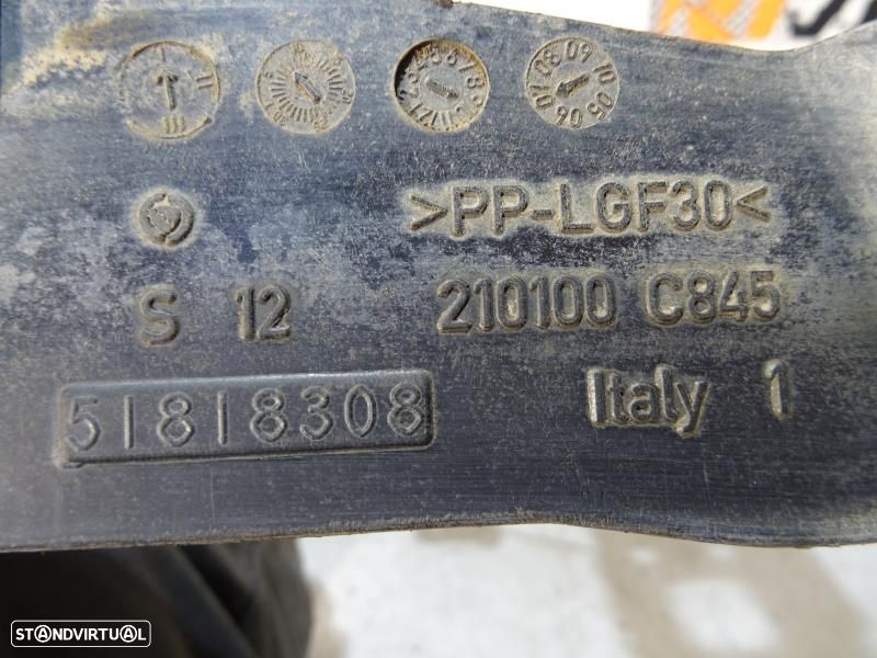 Frente Chapa / Fibra Fiat Grande Punto (199_)  Frente Fibra Fiat Grand - 10