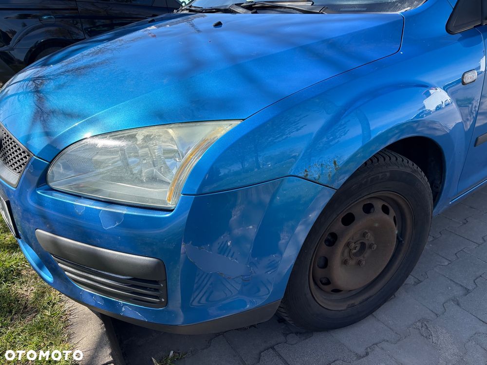 Ford Focus 1.6 16V Ambiente - 15