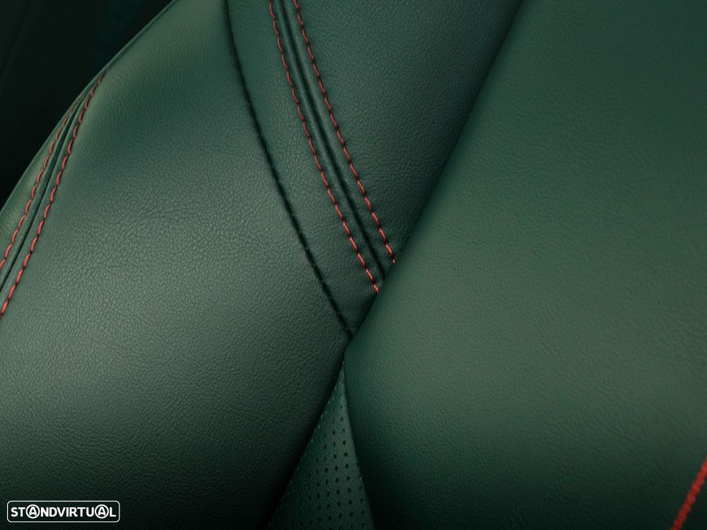 Lexus LBX Elegant - 35