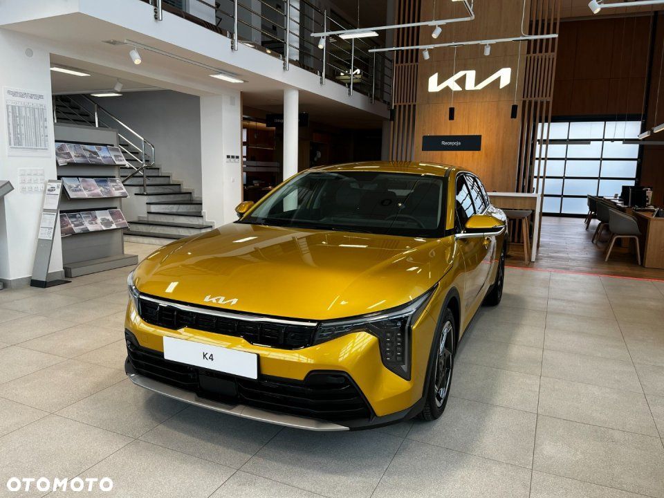 Kia K4 - 1