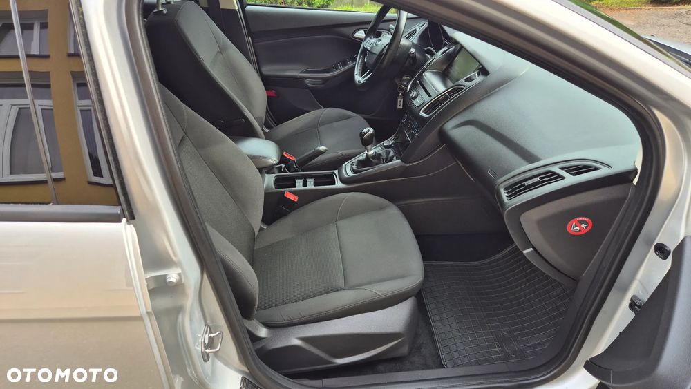 Ford Focus 2.0 TDCi SYNC Edition ASS - 13
