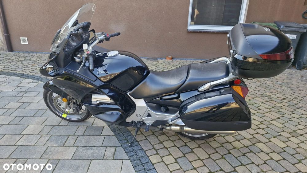Honda ST - 4