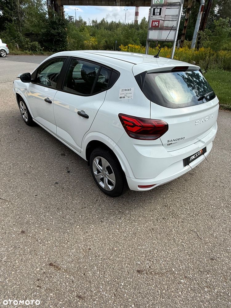 Dacia Sandero - 12