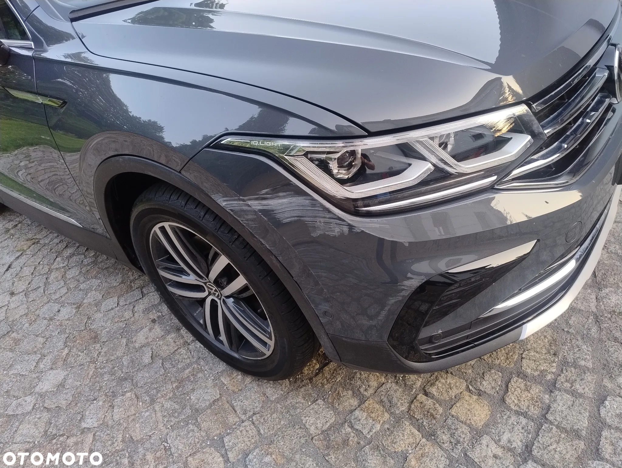 Volkswagen Tiguan 2.0 TDI SCR 4MOTION DSG Elegance - 12