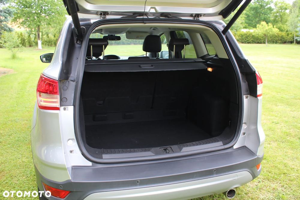 Ford Kuga 2.0 TDCi 4x4 Titanium - 14