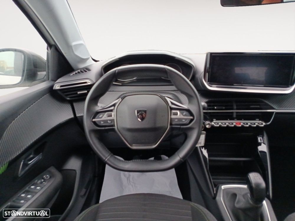 Peugeot 208 1.2 PureTech Active - 12