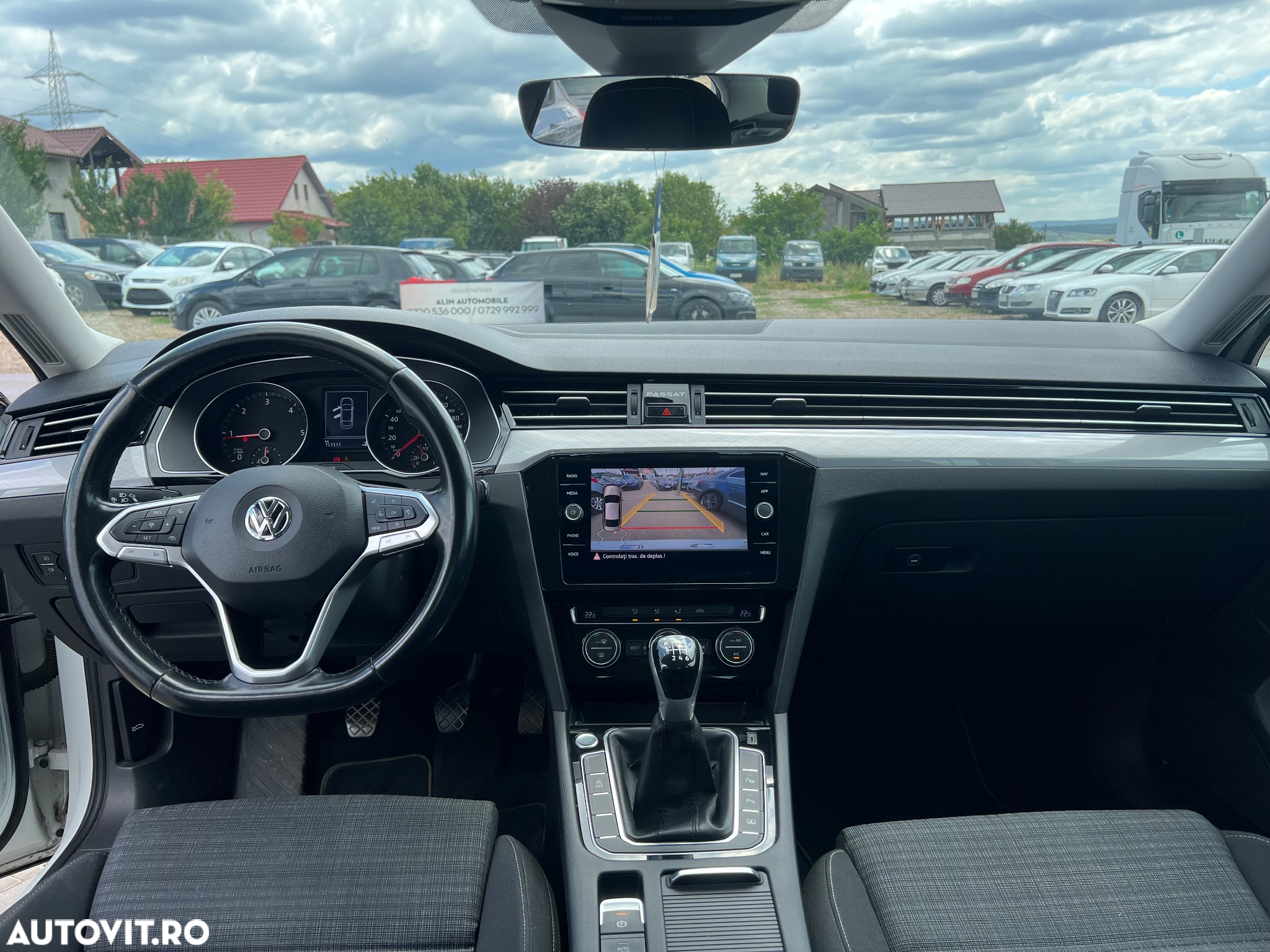 Volkswagen Passat 2.0 TDI Comfortline - 6