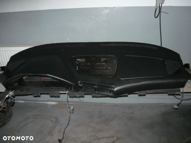 BMW E34 DESKA ROZDZIELCZA EUROPA - 10