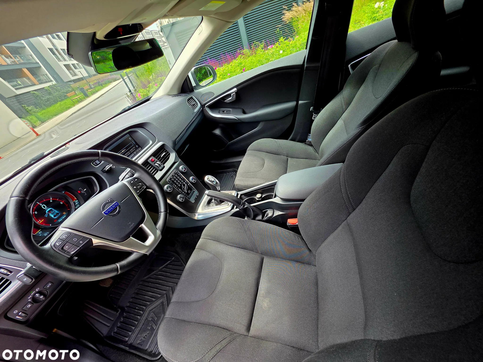 Volvo V40 D2 R-Design Summum - 7