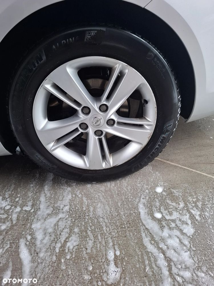 Opel Insignia 1.5 T Innovation S&S Eco - 8