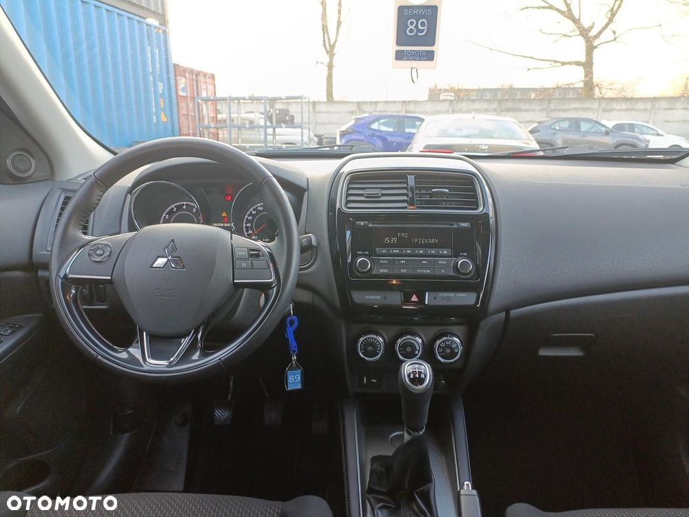 Mitsubishi ASX 1.6 Inform - 14