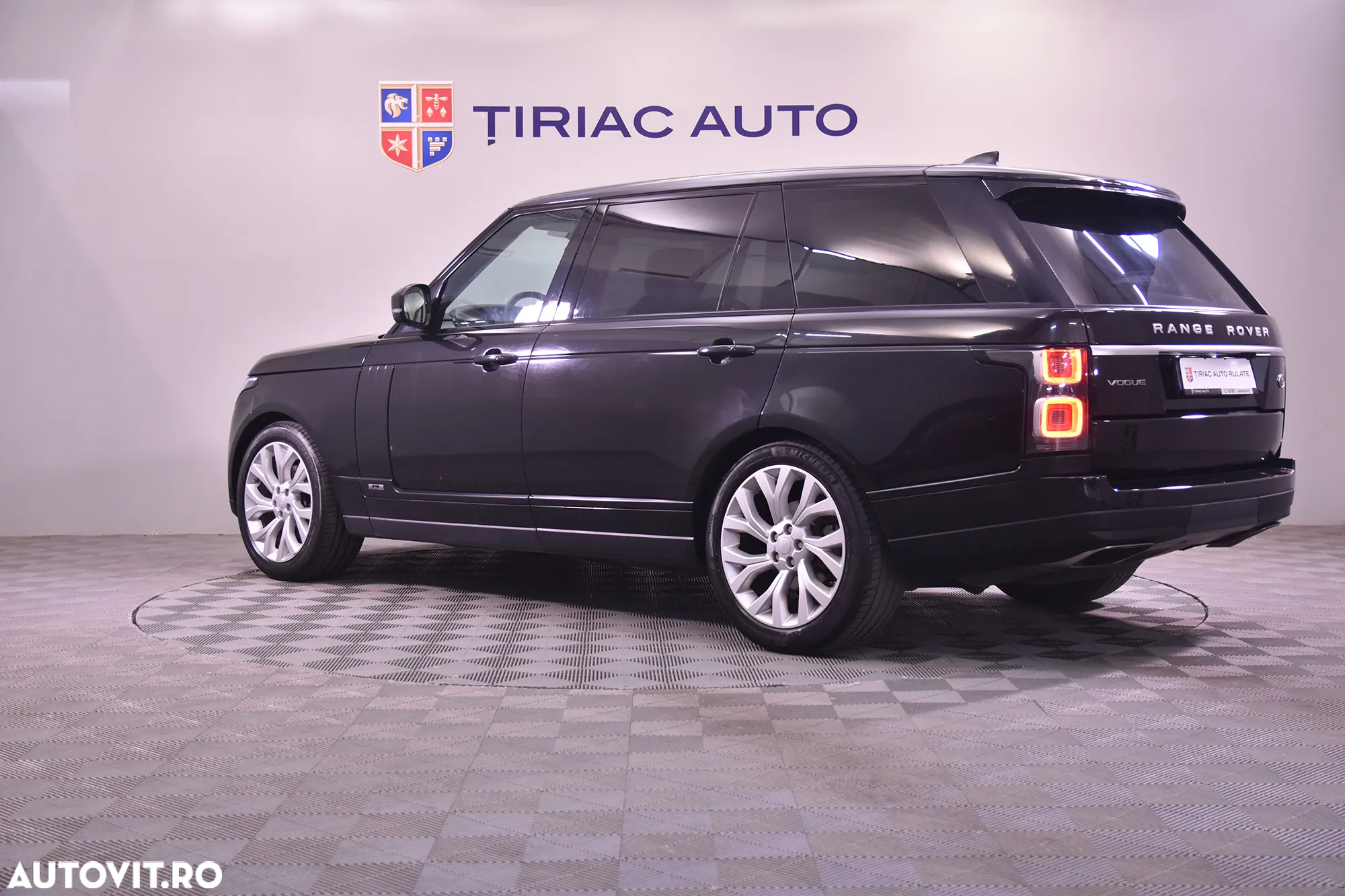 Land Rover Range Rover - 3