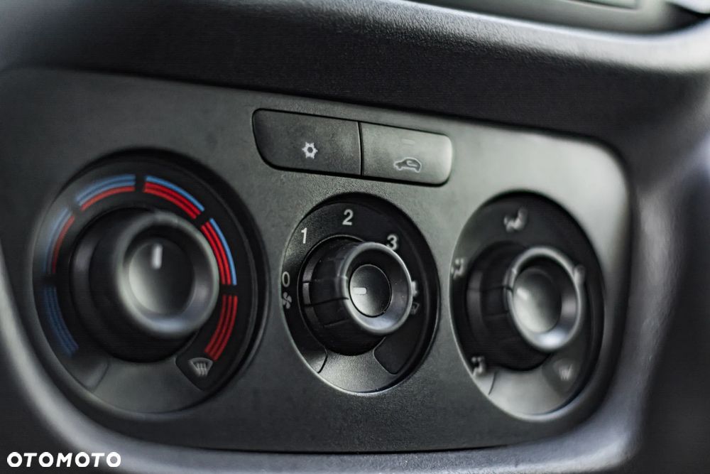 Fiat Doblo - 31