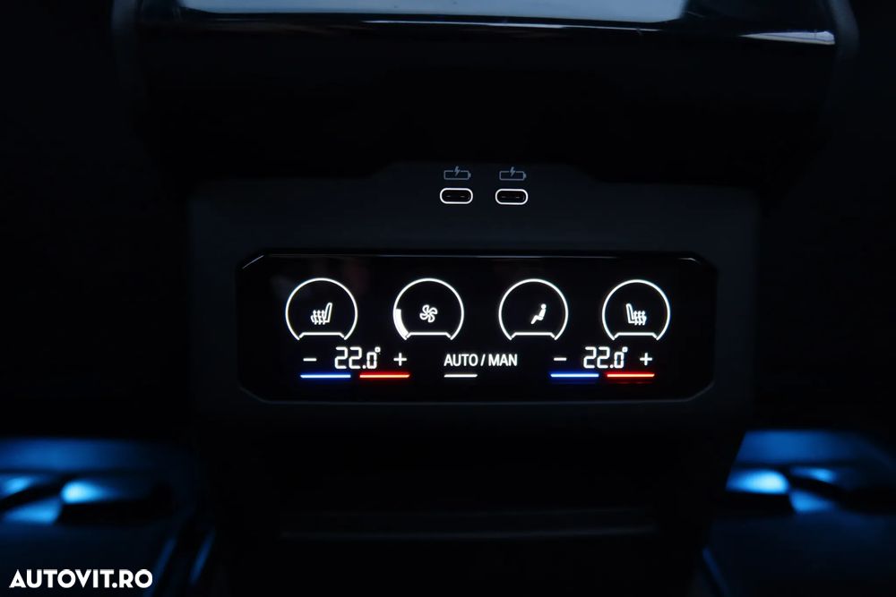 BMW Seria 5 520i Aut. M Sport Edition - 26