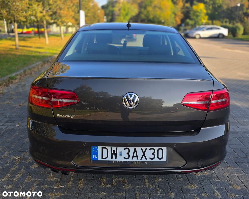 Volkswagen Passat 1.8 TSI BMT Highline - 10