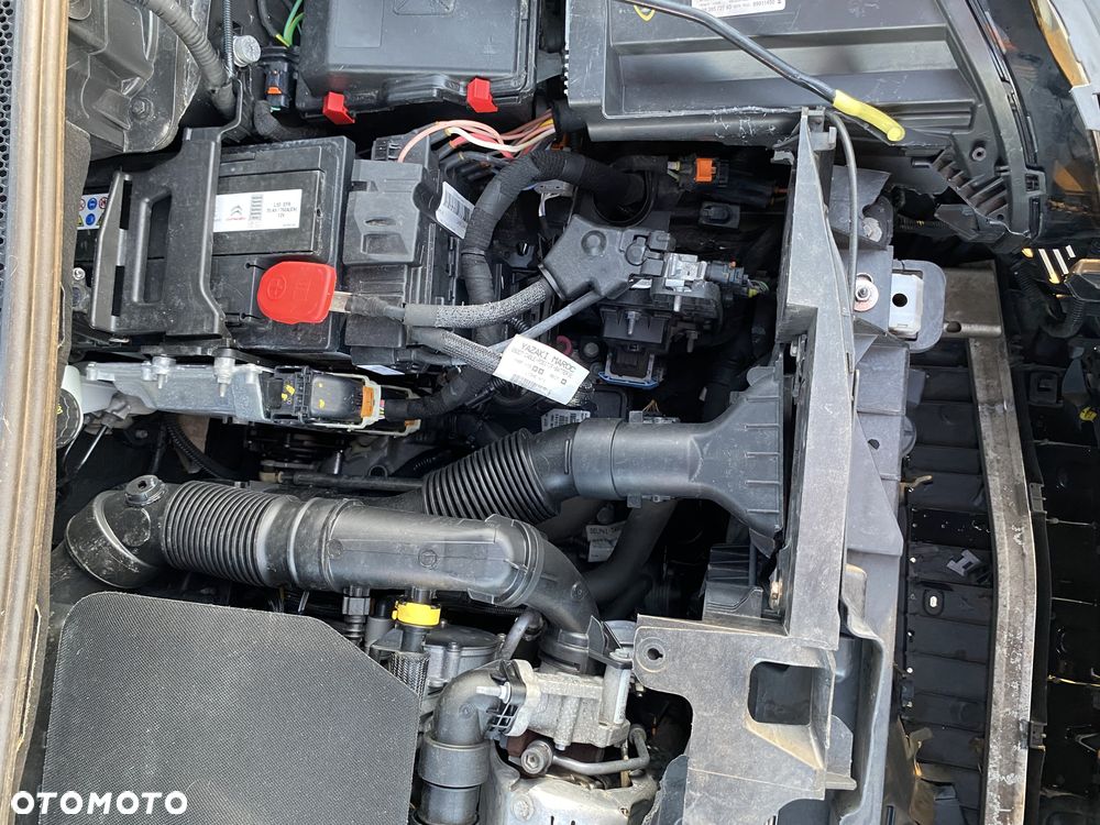 Peugeot 3008 PureTech 130 Stop & Start GPF EAT8 GT - 20