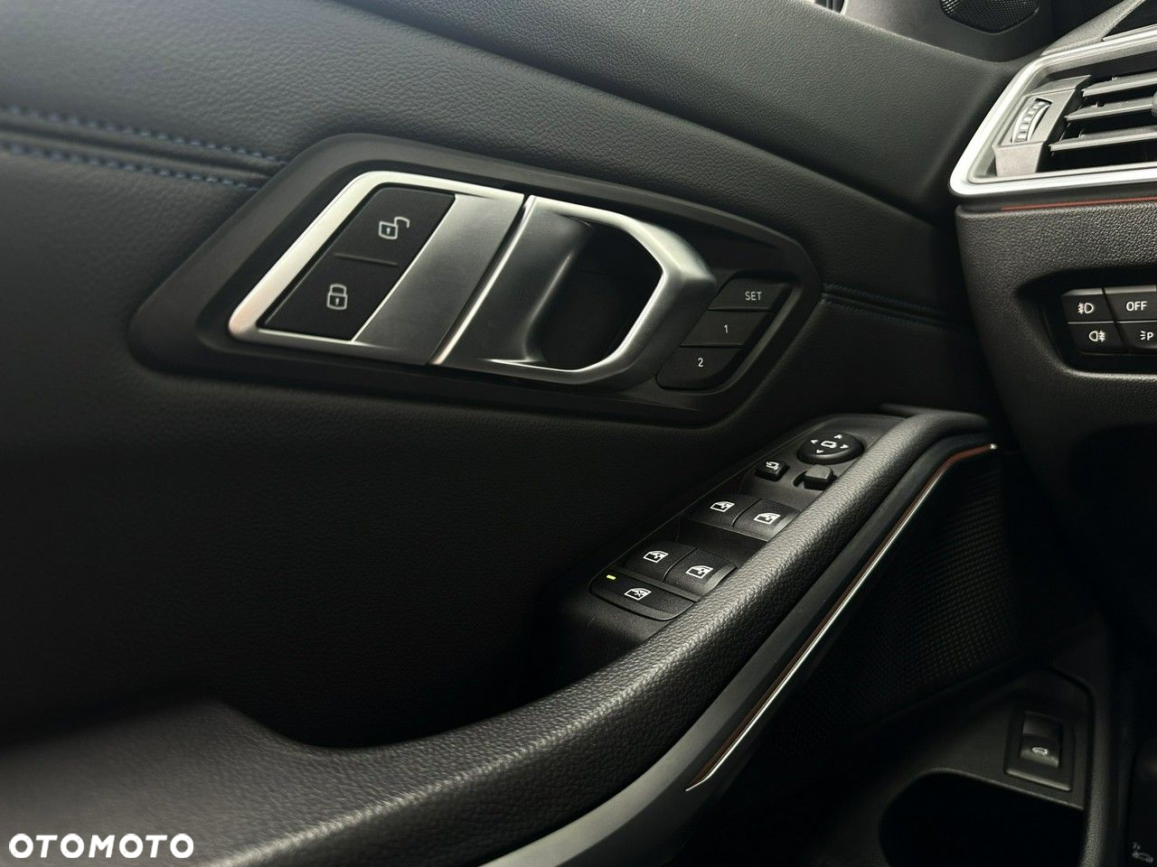 BMW Seria 3 - 24