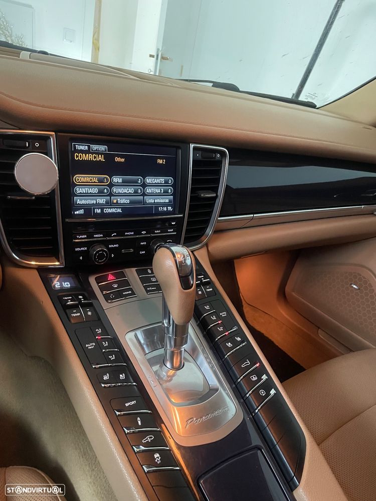 Porsche Panamera - 10
