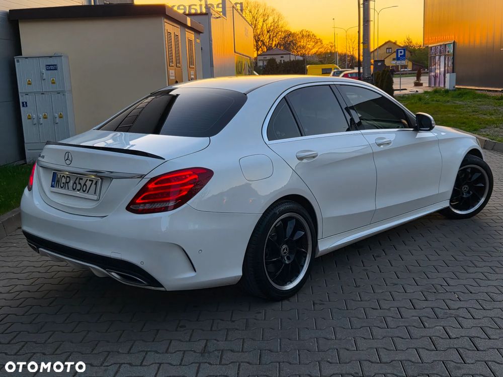 Mercedes-Benz Klasa C 200 (BlueTEC) d 7G-TRONIC AMG Line - 38