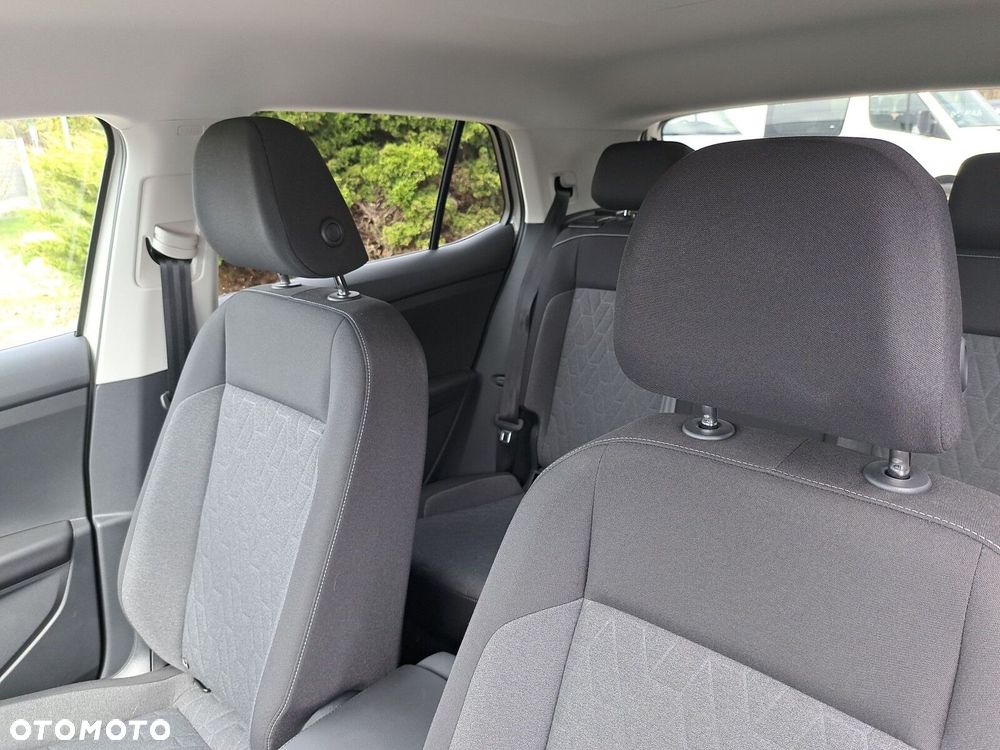 Volkswagen T-Cross - 11