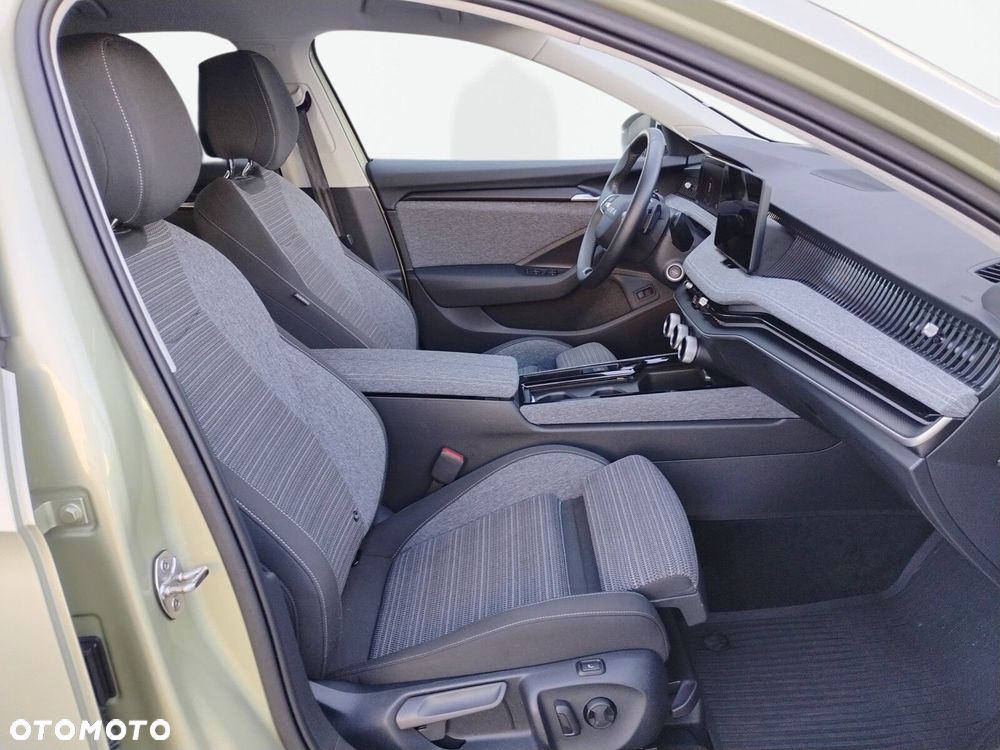 Skoda Superb 1.5 TSI mHEV Selection DSG - 18