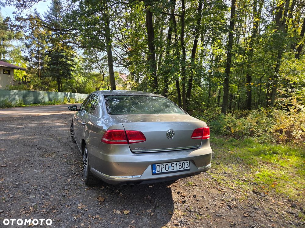 Volkswagen Passat - 3