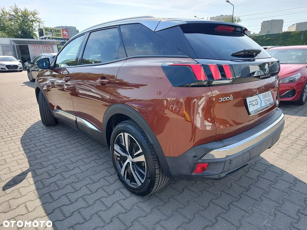Peugeot 3008 1.2 PureTech Allure - 4