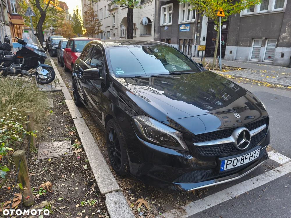 Mercedes-Benz Klasa A 180 7G-DCT Urban - 1