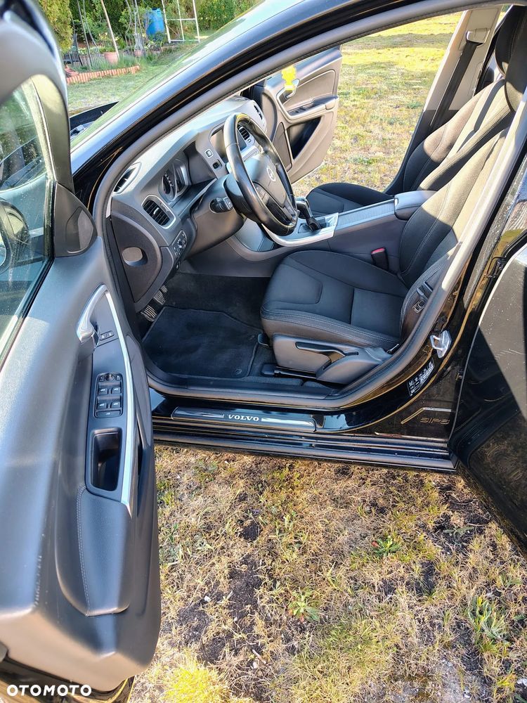 Volvo S60 D2 Drive-E Base - 18