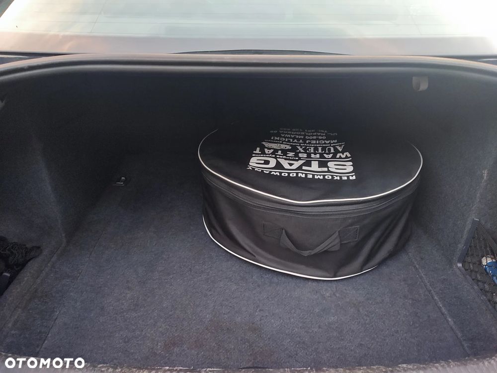 Audi A4 Limousine - 10