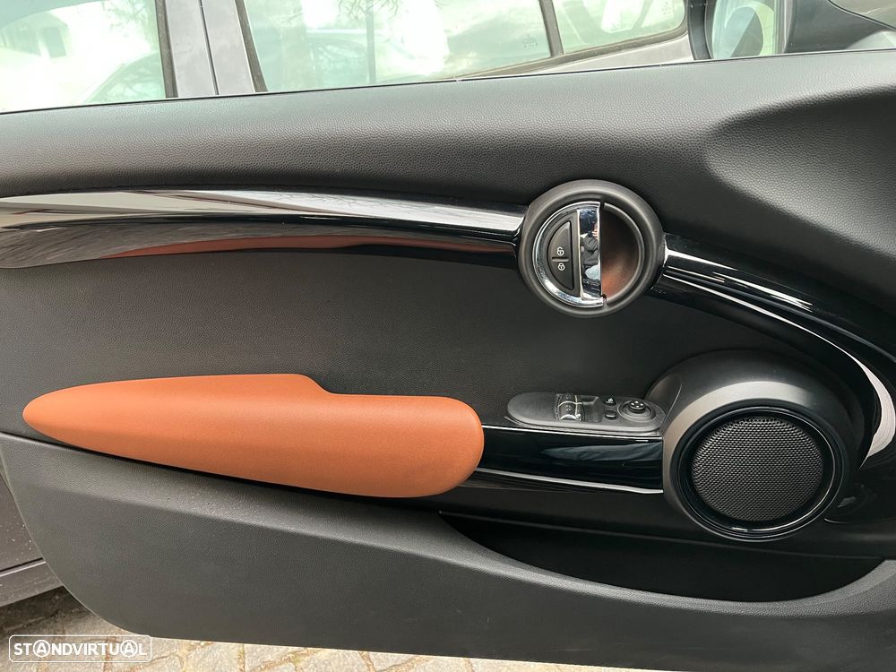 MINI 3 Portas Cooper D - 10