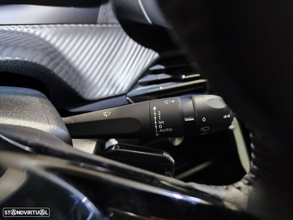 Peugeot 2008 1.2 PureTech Style - 16