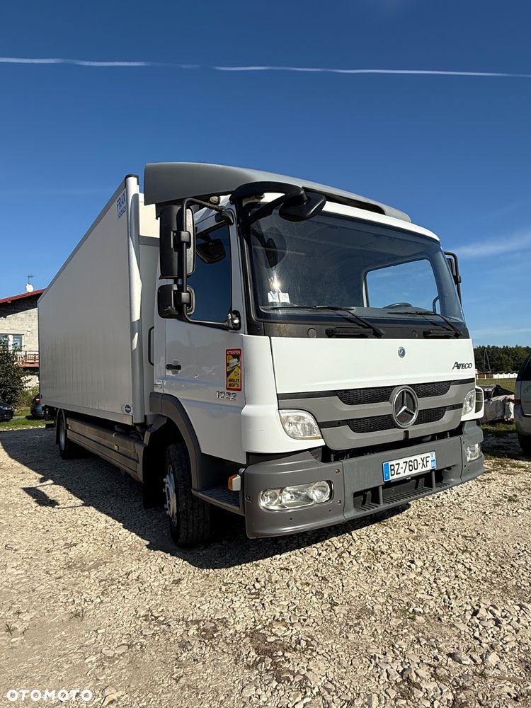 Mercedes-Benz ATEGO - 13