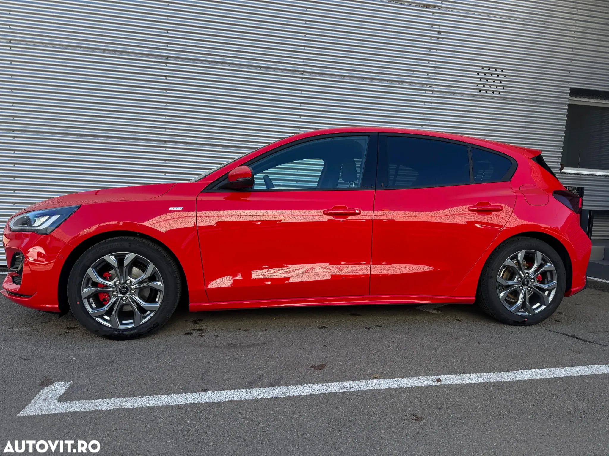 Ford Focus 1.0 EcoBoost MHEV ST-Line X - 25