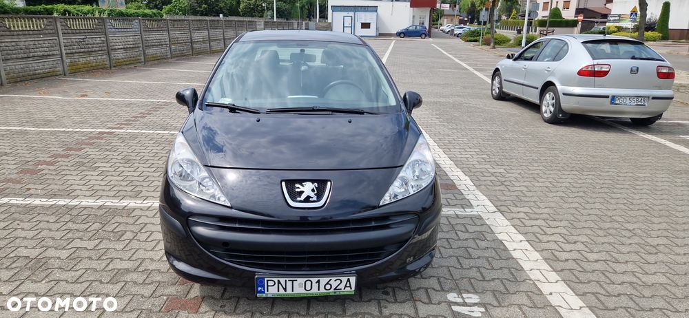 Peugeot 207 - 6