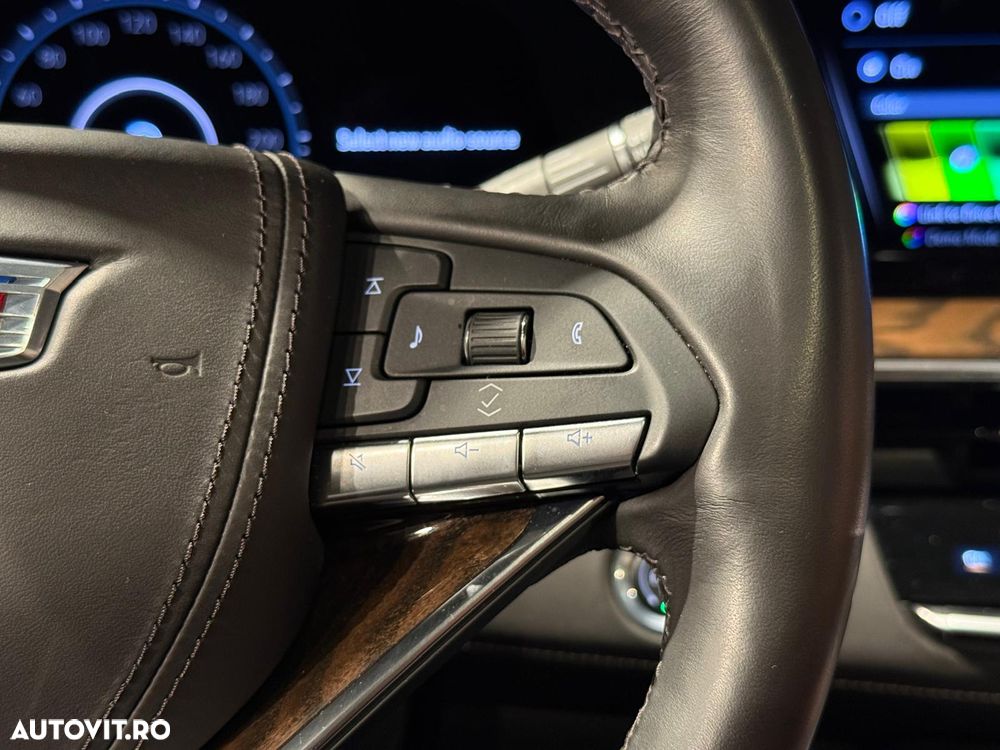 Cadillac Escalade 6.2 V8 ESV Platinum - 32