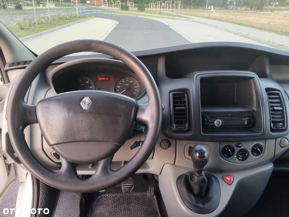Renault Trafic - 7