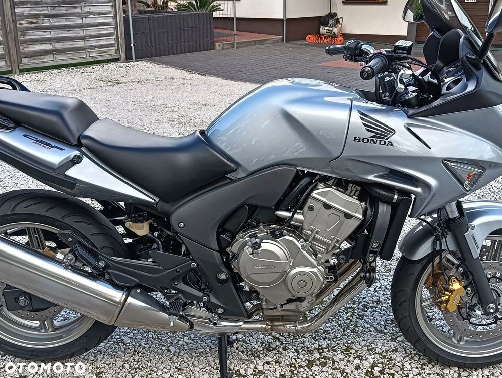 Honda CBF - 16