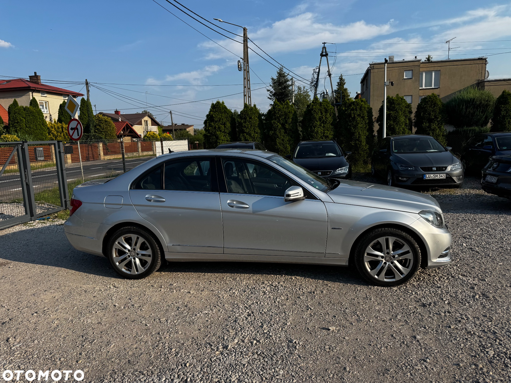 Mercedes-Benz Klasa C 200 CGI BlueEff Avantgarde - 8