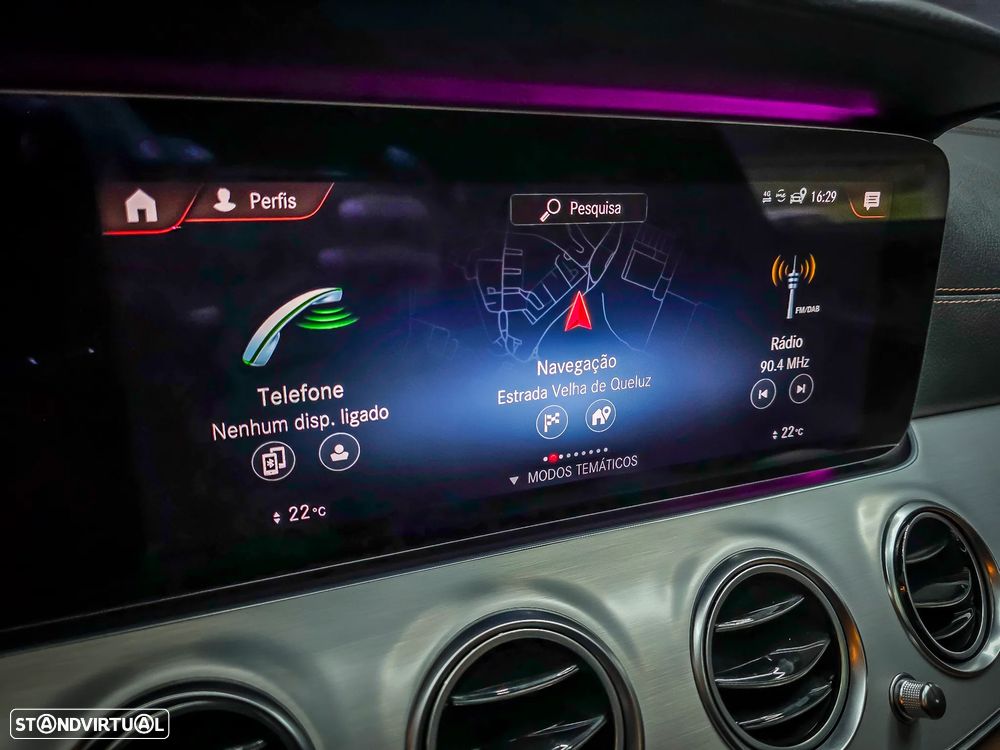 Mercedes-Benz E 300 de 9G-TRONIC AMG Line - 33