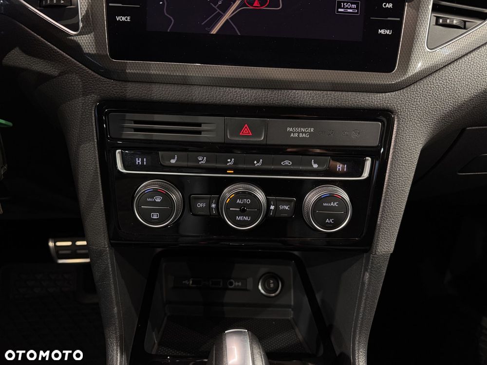 Volkswagen Golf Sportsvan - 24