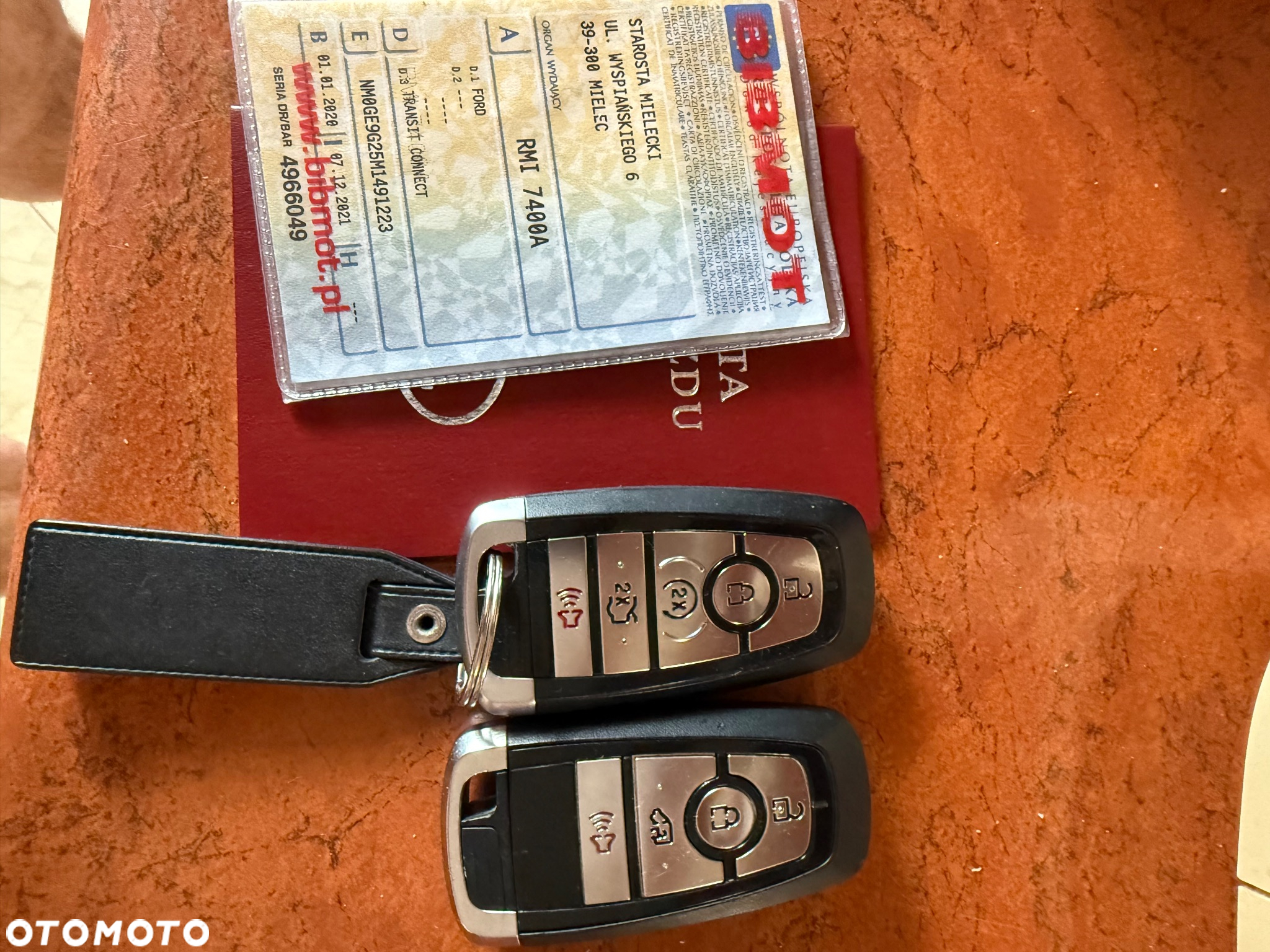 Ford Tourneo Connect Grand - 29
