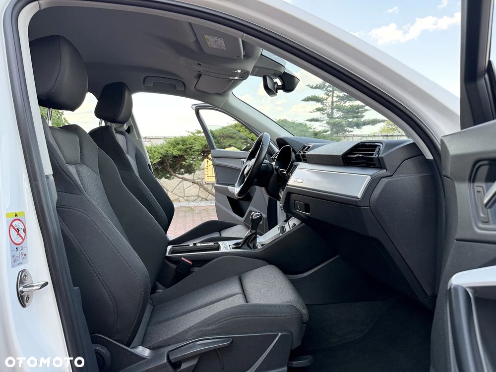 Audi Q3 35 TFSI mHEV S tronic - 23
