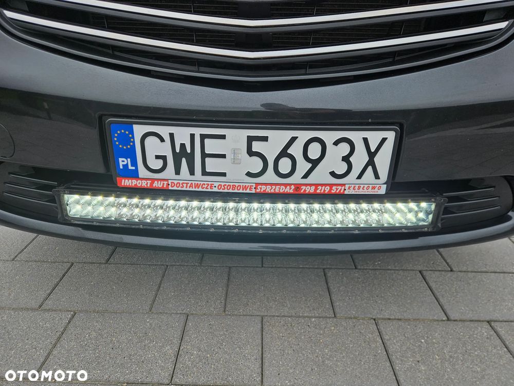 Opel VIVARO - 9