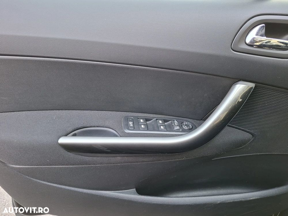 Peugeot 308 - 10