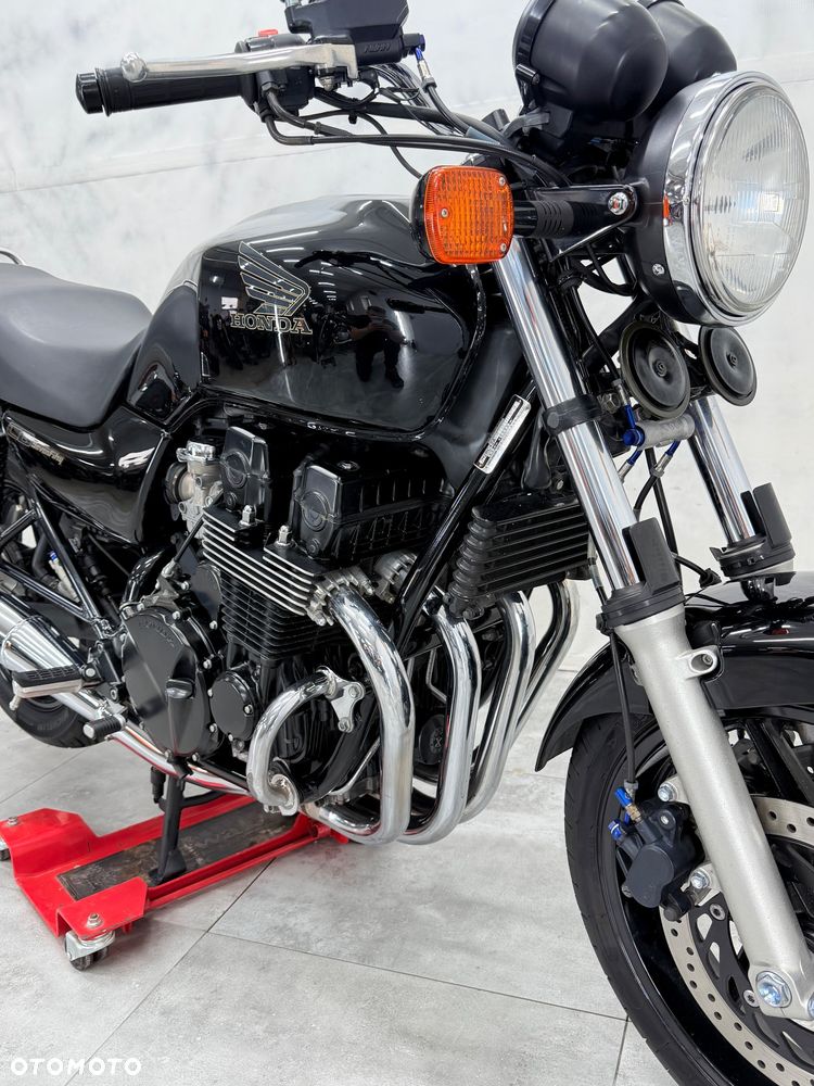 Honda CB - 20