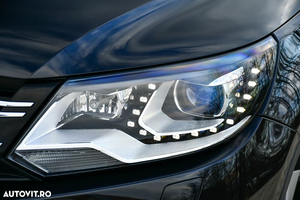 Volkswagen Tiguan 2.0 TDI DPF BlueMotion Technology Exclusive - 25