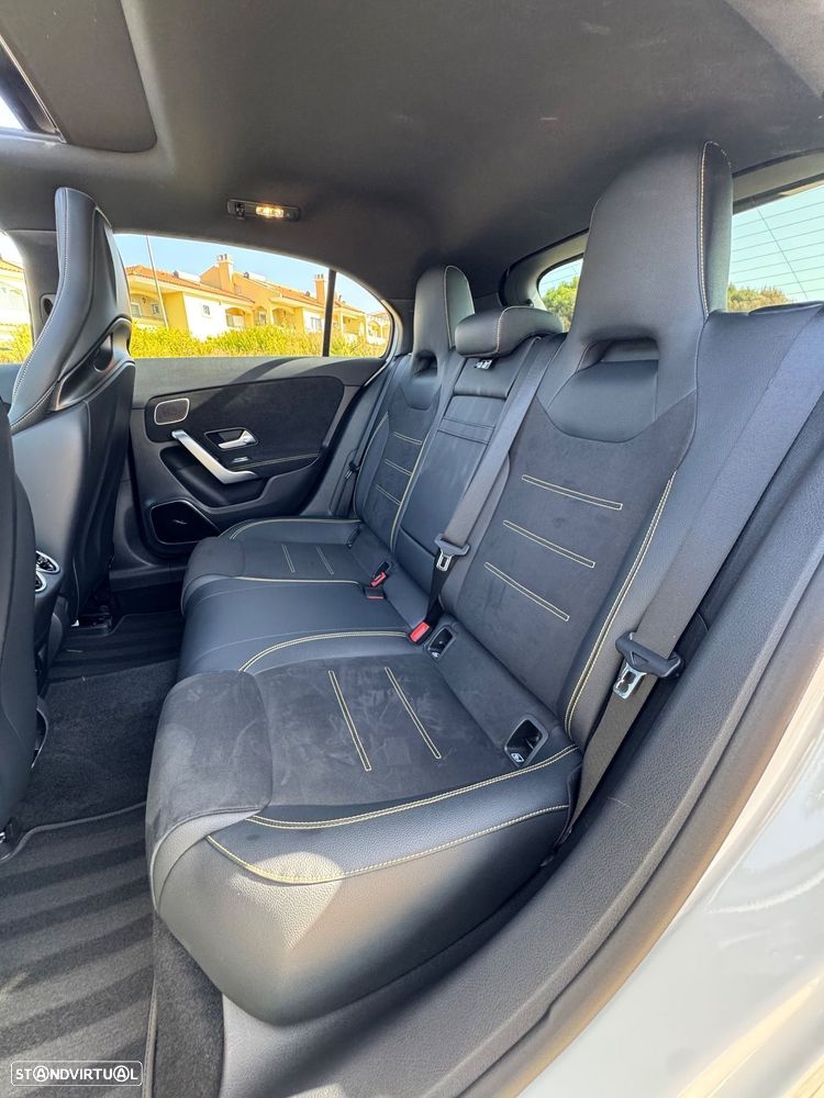 Mercedes-Benz A 45 AMG S 4Matic+ Speedshift DCT 8G Line Premium - 33